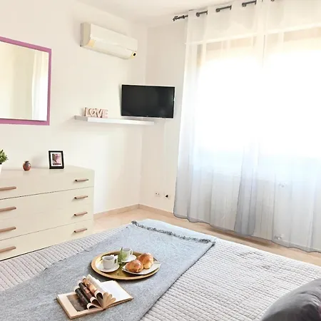 Izzhome Njoy Apartmán *
