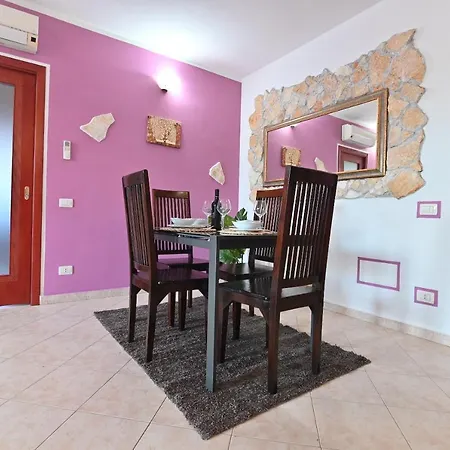 Izzhome Njoy Apartmán *