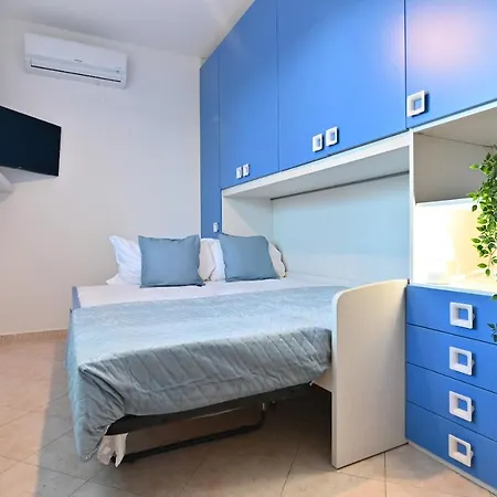 Apartmán Izzhome Njoy *