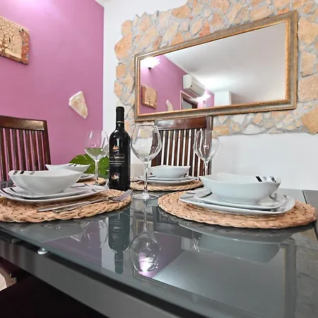 Apartment Izzhome Njoy *