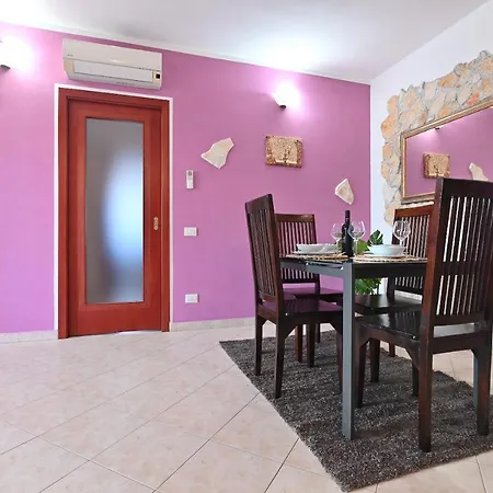 Izzhome Njoy Apartment